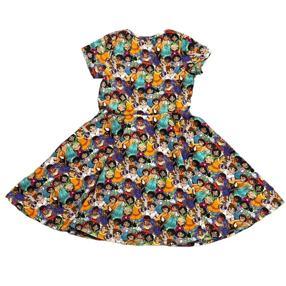 Small Shop Sz 8 Encanto Twirl Dress